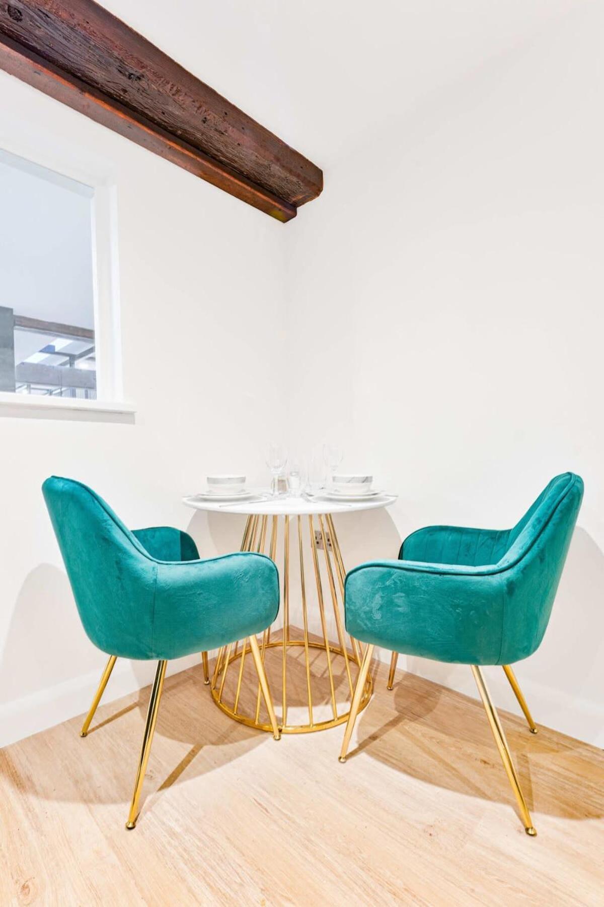 Modern 1 Bed Apartment In Burton-On-Trent 외부 사진